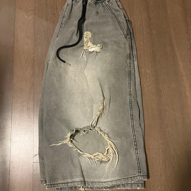 데미지 버뮤다 팬츠