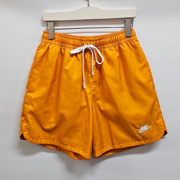 나이키 오렌지 우븐 쇼츠 M