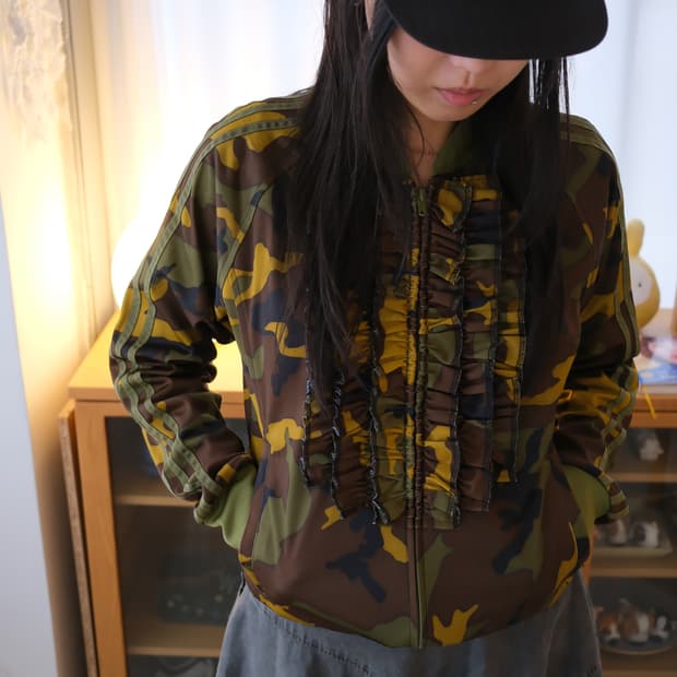 Camo frill track top 