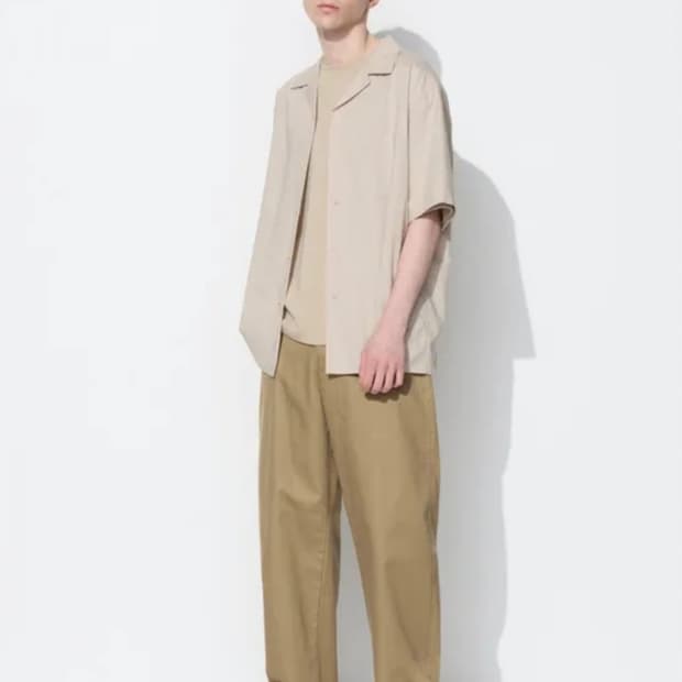 [새상품] 유니클로U 르메르 와이드핏 치노 베이지 82