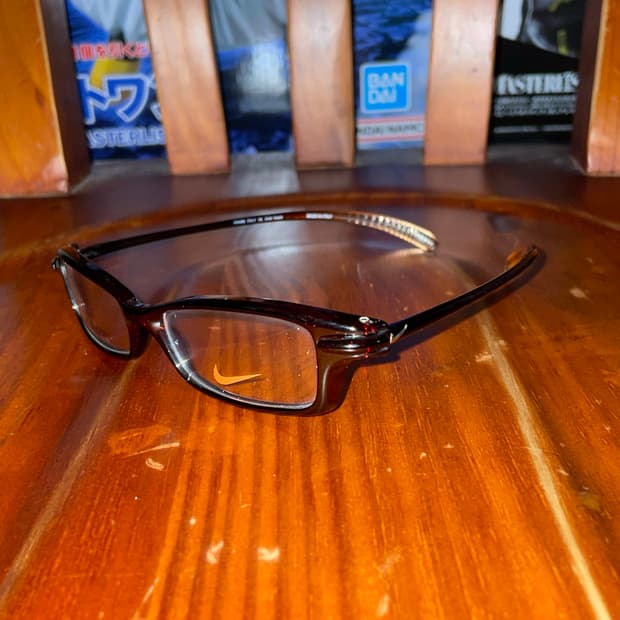 나이키 비전 빈티지 프레임