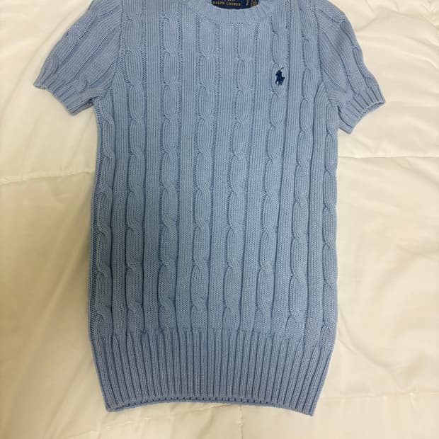 폴로 반팔 니트