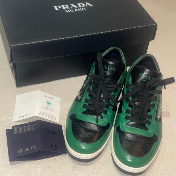 프라다 스니커즈 그린 2EE364 8사이즈