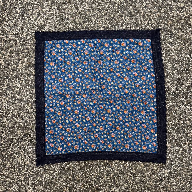 빈티지 레이스 트림 플로럴 스카프 반다나 (62x59cm)