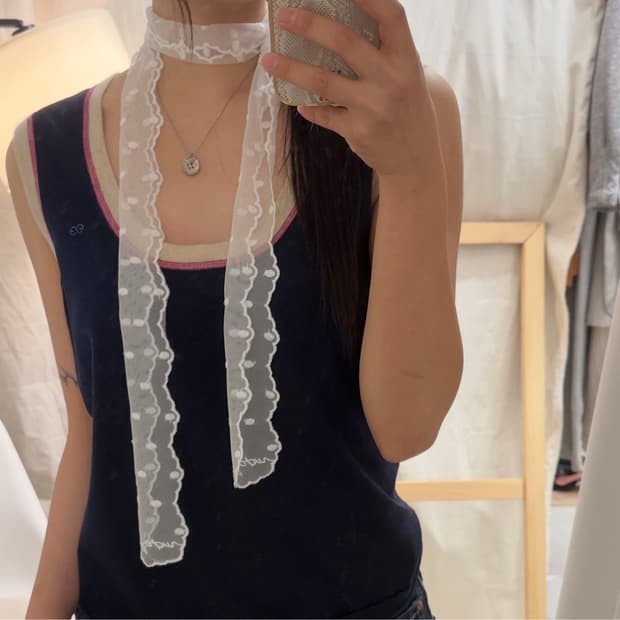 dot long scarf -white