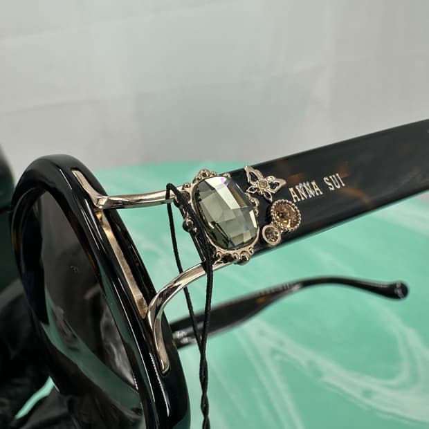 [새상품 무료배송] Made in Italy 안나수이 선글라스