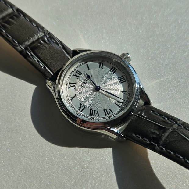 세이코 나노유니버스 콜라보 쿼츠 시계