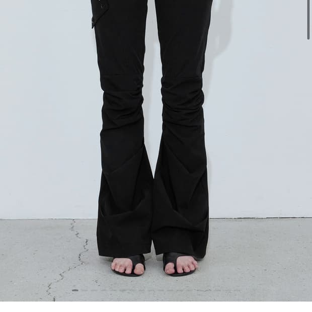 보헤미안서울 knee shirring bootcut pants