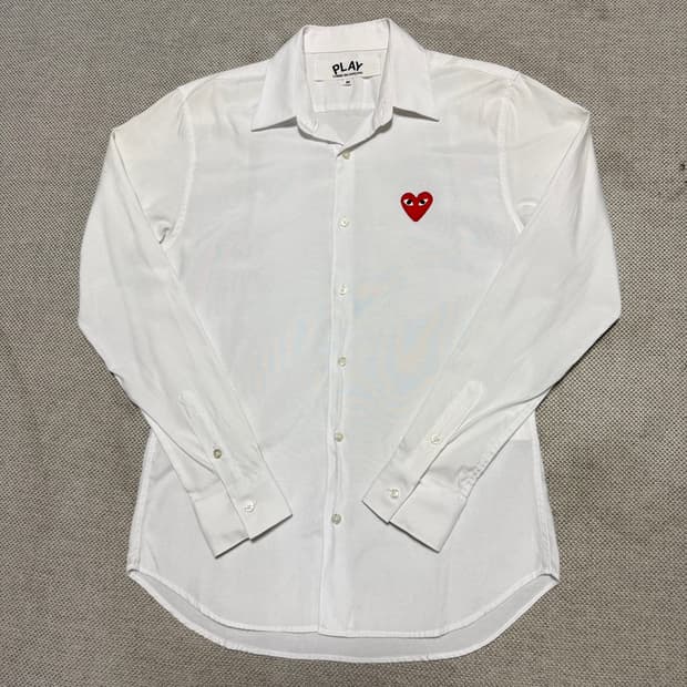 꼼데가르송 레드와펜 셔츠