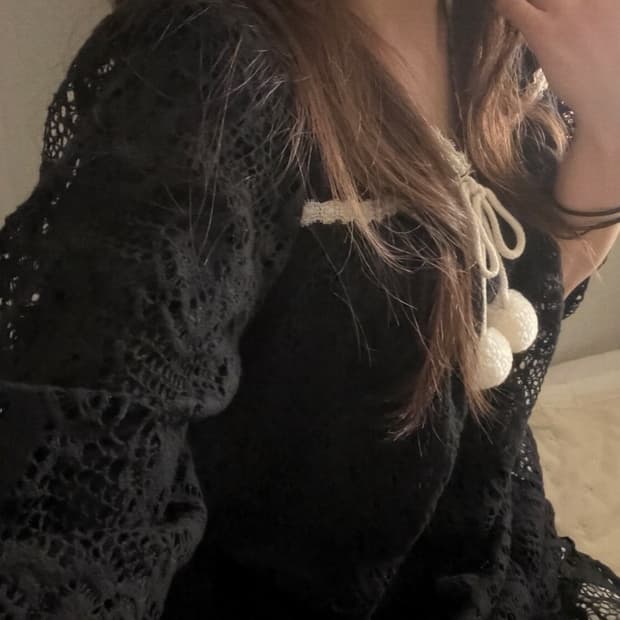 블랙 레이스 리본 폼폼 원피스 공겜여주 리즈리사 핀터깔 디마럽