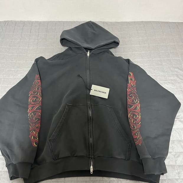 [M] 발렌시아가 익스클루시브 오프쇼어 후드집업