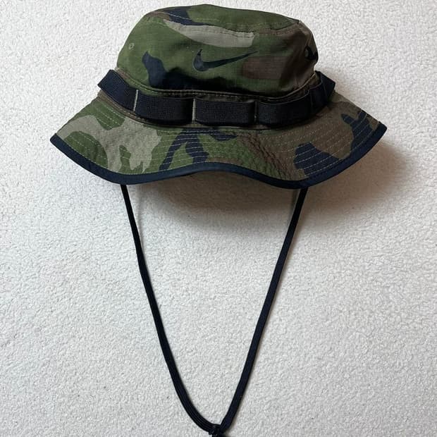 나이키 22ss 부니 카모 버킷햇 Q1229