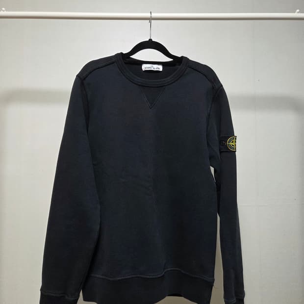 [M] 스톤아일랜드 블랙 맨투맨