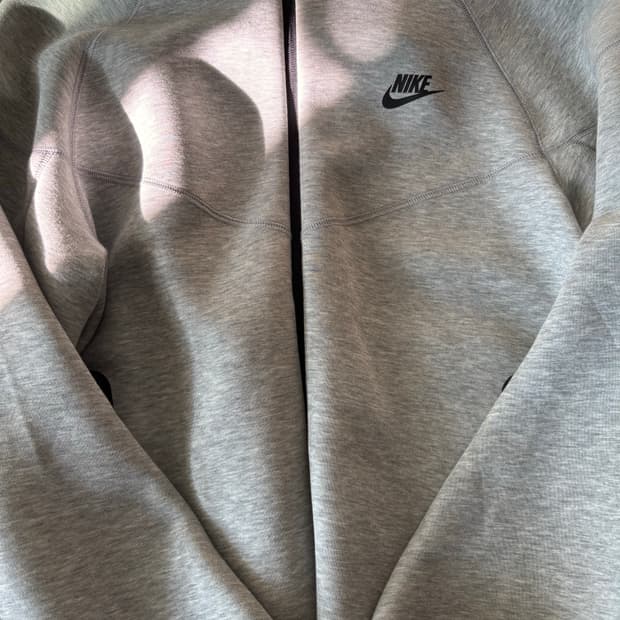 나이키 테크팩 화이트 