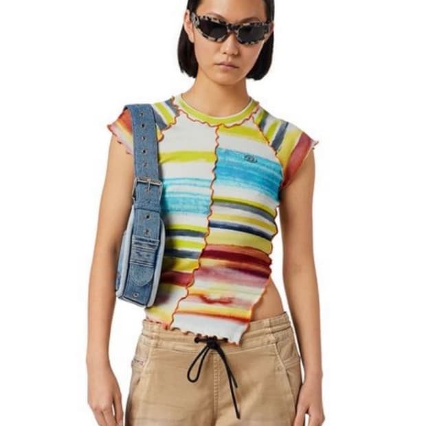 디젤 오벌 D 로고멀티 컬러 스트라이프 티셔츠 (새상품)