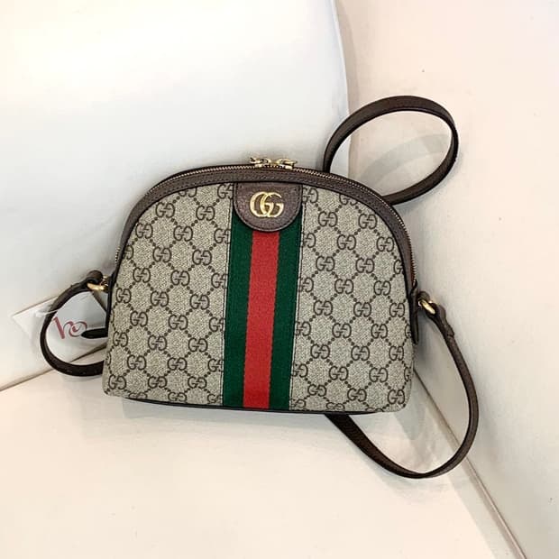 구찌 오피디아 GG 스몰 돔 크로스백 (정품)