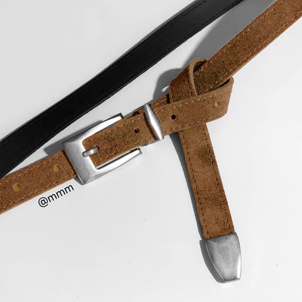 [Unisex]스퀘어 스웨이드 벨트 카멜