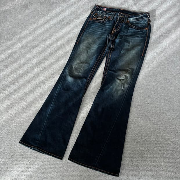 트루릴리젼 부츠컷 데님 