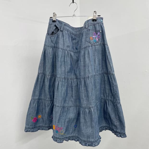 키치 데님 자수 프릴 스커트