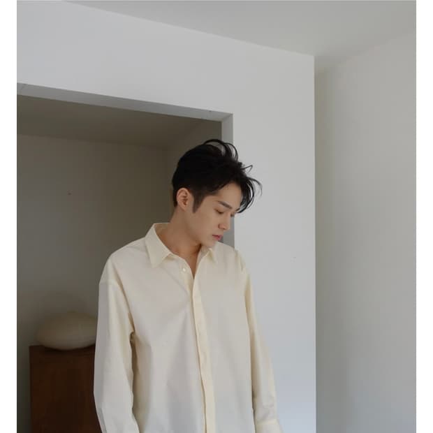 오운아워 MNM 김현우 셔츠 초판
