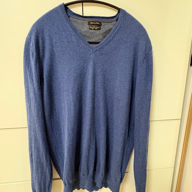 마시모두띠 브이넥