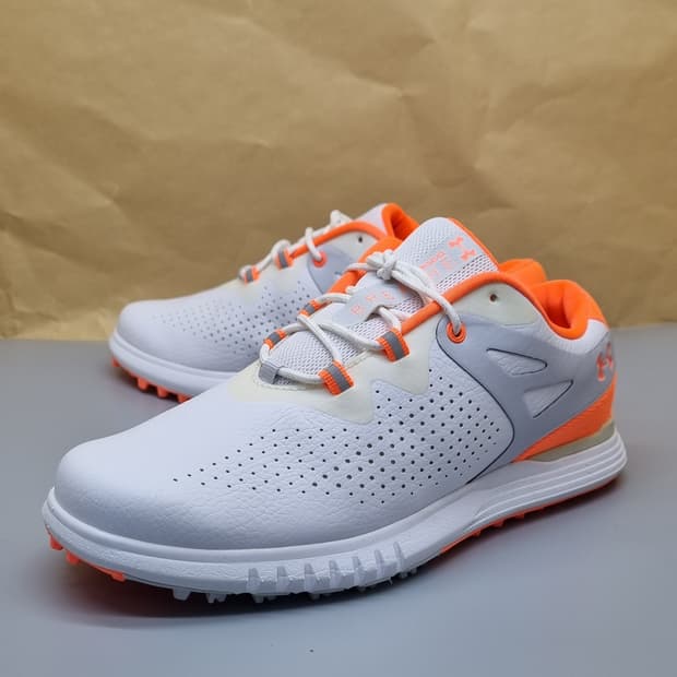 언더아머 차지드 스파이크리스 골프화 230