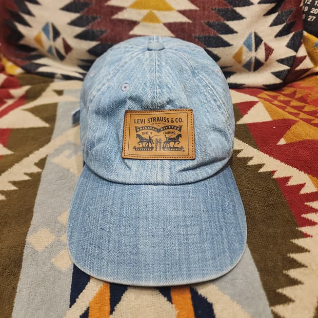 리바이스 시그니저 테그라벨 데님볼캡