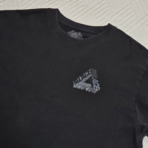 팔라스 P 3D 티셔츠 Palace