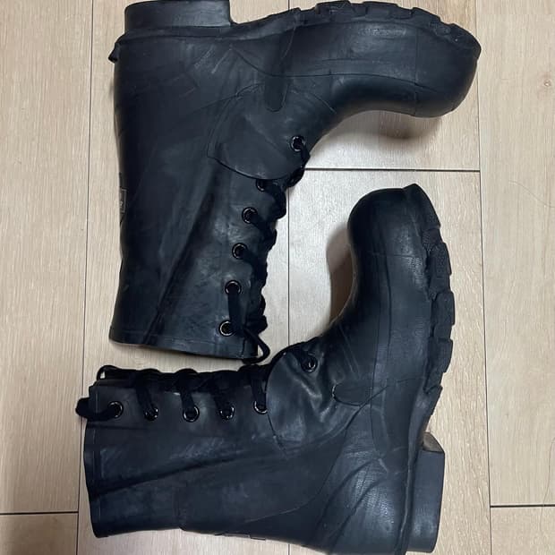 Bunny boots 버니부츠 매트블랙