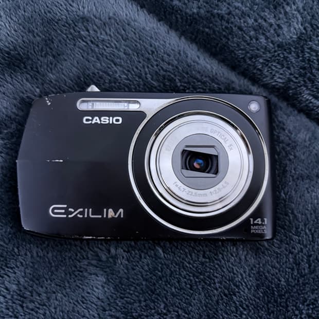 카시오 엑슬림 z2300 블랙 렌즈오류 정크품