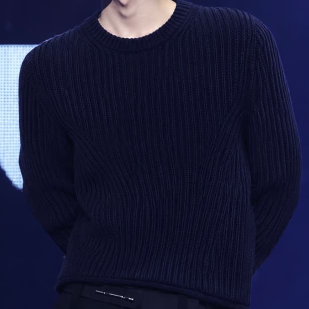 노앙 RIBBED CROP KNIT NAVY