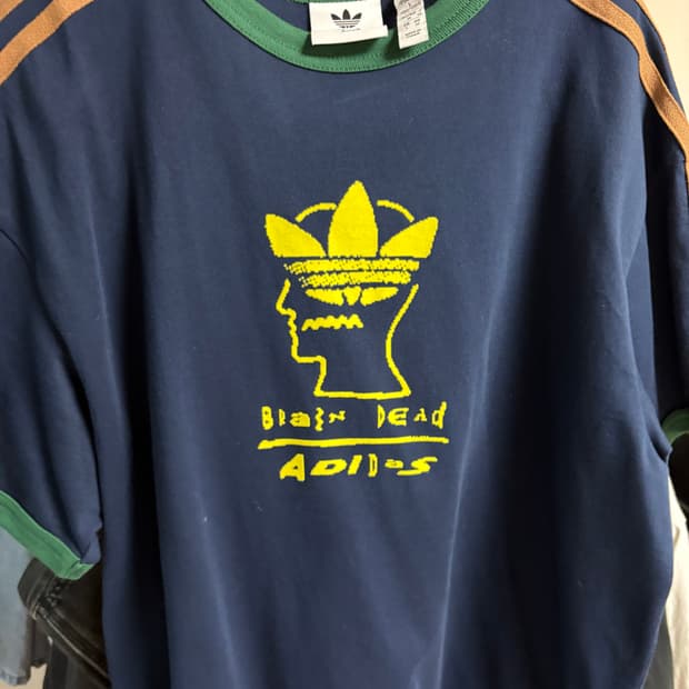 브레인데드 아디다스 티셔츠