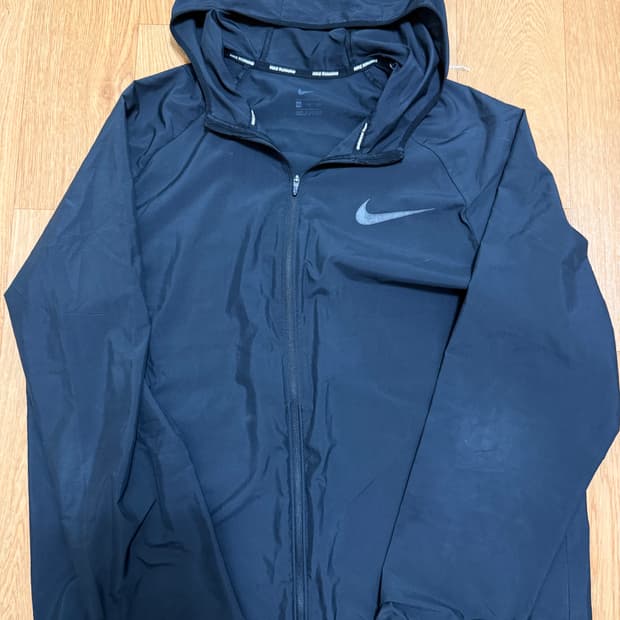 Nike 바람막이