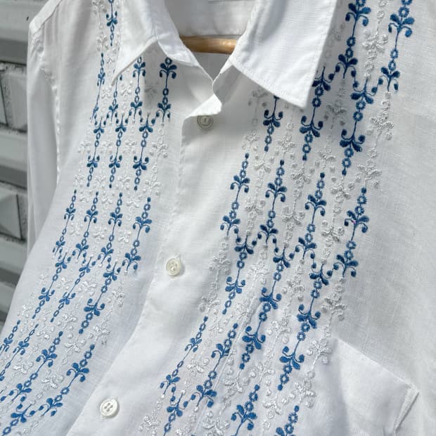 Comme des garcons Shirt Embroidered Flor