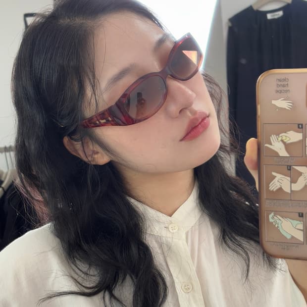 FENDI Vintage Logo Sunglasses