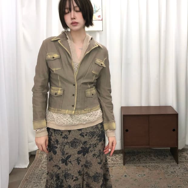 뮤트 브라운 체크 포인트 자켓