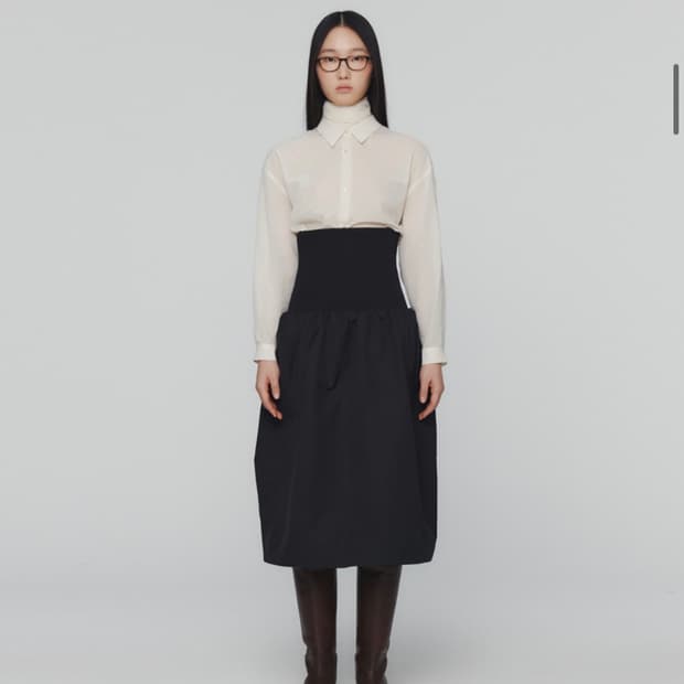 Amomento Taffeta Shirring Flare Skirt