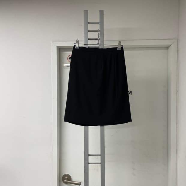 셀린느 블랙 스커트 36