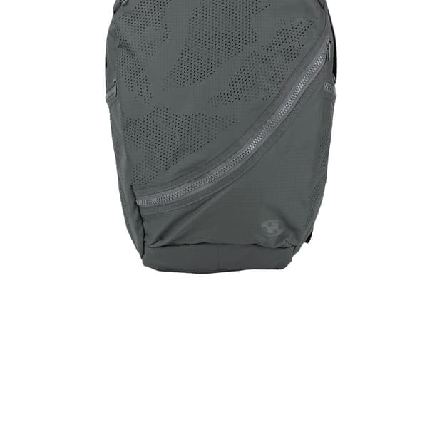 산산기어 레이저 도트 백팩 그레이