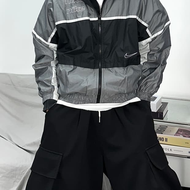나이키 빅로고 아카이브 RMX 우븐 바람막이 M