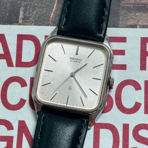 Seiko 세이코 쿼츠 리넨 다이얼 스퀘어 1979