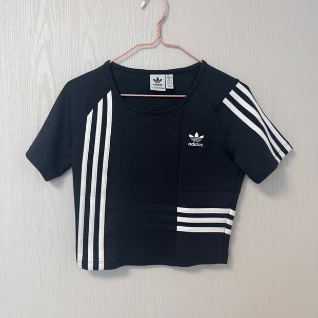 (s) 아디다스 크롭 반팔
