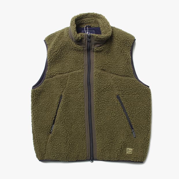  WOOLRICH "Boa Vest"