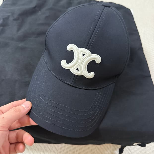 셀린느 트리옹프 볼캡