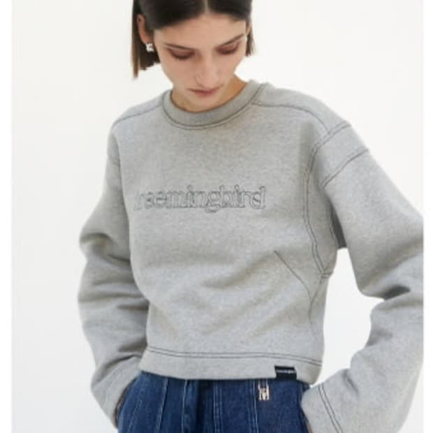 트리밍버드 세미크롭 스티치 맨투맨