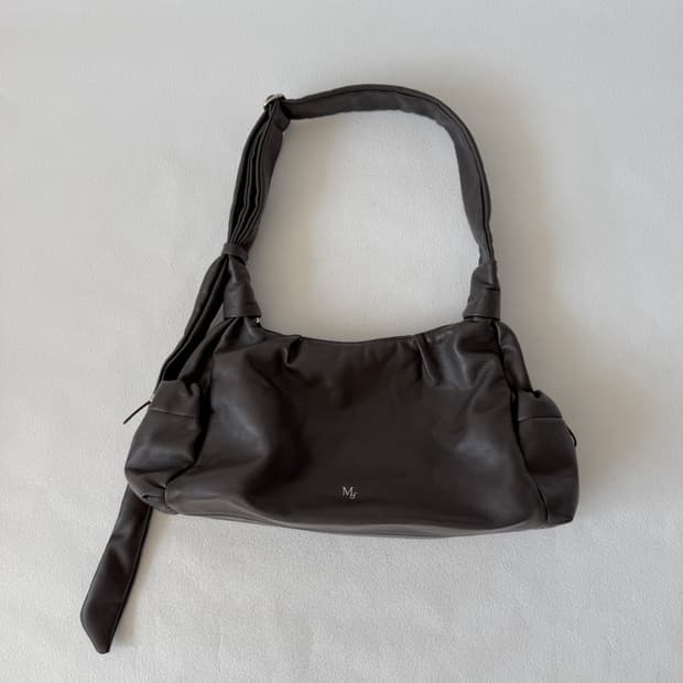 무르(Mur) 숄더백(크로스 가능)