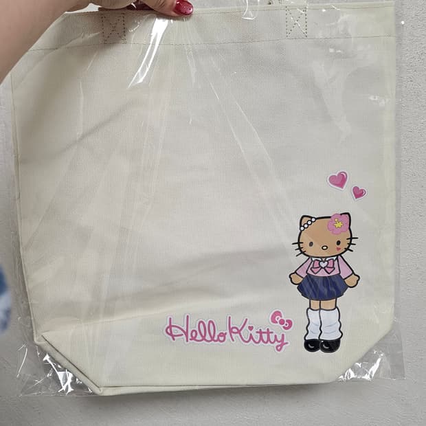 일본정품 롱다리 헬로키티 에코백 흰색