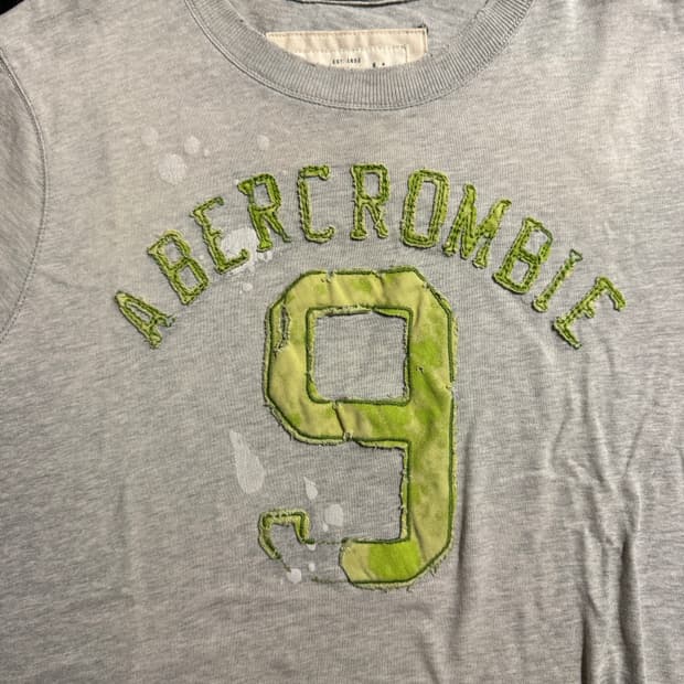 아베크롬비 반팔티 M