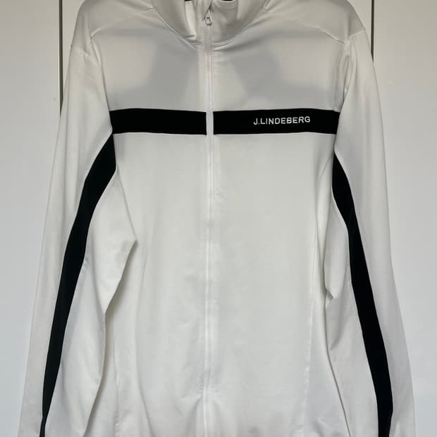 제이린드버그 화이트 블랙 라인 져지