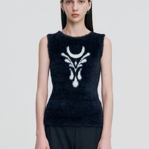 KIMZISU - Elemental Motif Furry Knit Top